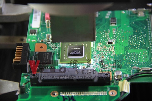 (筆電維修)華碩 ASUS F6S 開機沒畫面顯示~開機沒反應~無法開機~筆電顯卡維修實例