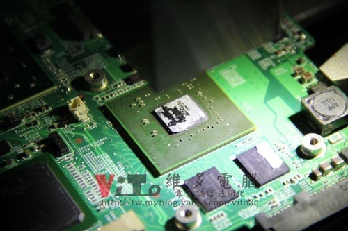 (筆電維修)微星 MSI EX600 開機畫面反白有條紋~顯卡通病故障維修實例 (筆電維修)微星 MSI EX600 開機畫面反白有條紋~顯卡通病故障維修實例