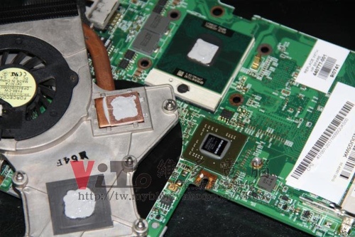 (筆電維修)惠普 HP Pavilion dv2000 (DV2224TX) 開機畫面線條~顯卡過熱故障維修實例