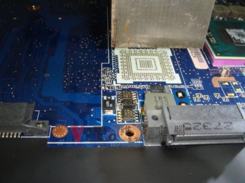 (筆電維修)華碩 ASUS W7S 9300M G顯卡破圖無法開機維修實例
