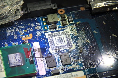 (筆電維修)華碩 ASUS W7S 六分割畫面~顯卡過熱故障~升級改良型顯卡維修實例 (筆電維修)華碩 ASUS W7S 六分割畫面~顯卡過熱故障~升級改良型顯卡維修實例