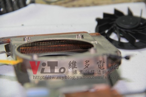 (筆電維修)華碩 ASUS A8DC 畫面異常~顯卡過熱花屏~一直重複開機~開機有聲無影維修實例