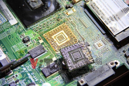 (筆電維修)宏碁 ACER ASPIRE 5583WXMi 開機後有背光~沒畫面顯示~顯卡GO7300故障維修實例