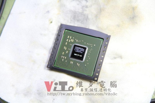 (筆電維修)華碩 ASUS F3S 開機多重畫面~六個畫面顯示異常維修實例