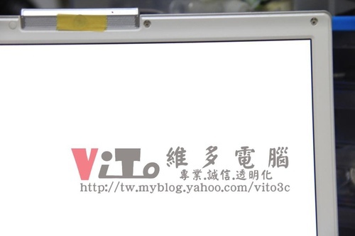 (筆電維修)華碩 ASUS W7J 畫面全白~開機白屏漸漸出現彩線條~NVIDIA顯卡過熱故障維修實例
