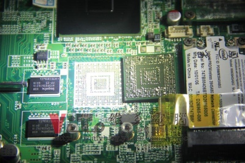 (筆電維修)宏碁 ACER Aspire 5572WXMi 畫面顯示異常~顯卡破圖花屏維修實例