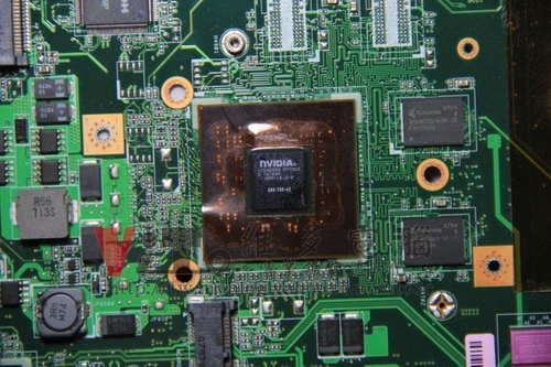 (筆電維修)華碩 ASUS F3SC 六畫面~畫面分割~開機綠色畫面~顯卡過熱通病故障維修實例
