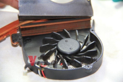 (筆電維修)宏碁 ACER ASPIRE 1652WLMi 藍底白字重開機~ATI顯卡故障導致系統不穩定維修實例