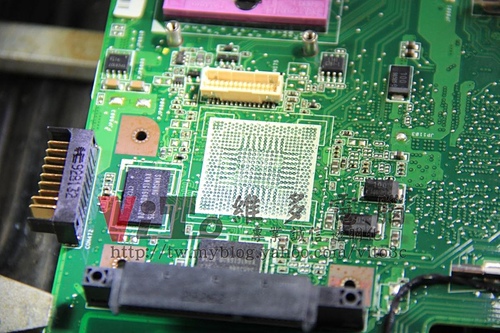 (筆電維修)華碩 ASUS F6VE 開機沒畫面~開機黑畫面~無法顯示~ATI顯示卡故障維修實例