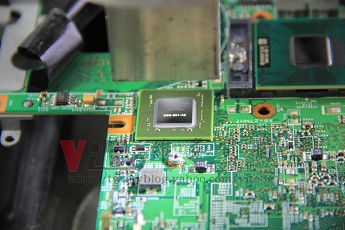(筆電維修)惠普 HP DV2000 DV2500(2515TX) 分割六畫面~畫面多格~畫面條紋亂碼~顯示卡過熱故障通病維修實例 (筆電維修)惠普 HP DV2000 DV2500(2515TX) 分割六畫面~畫面多格~畫面條紋亂碼~顯示卡過熱故障通病維修實例