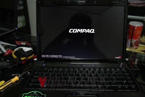 (筆電維修)康柏 HP COMPAQ V3000 開機沒畫面維修實例