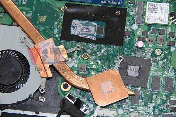 ACER EX2511G 散熱膏失效 乾掉