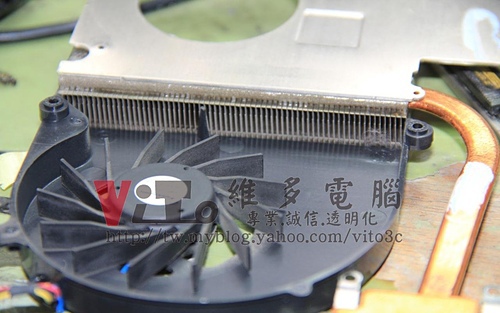 (筆電維修)華碩 ASUS K40AB 開機沒畫面~開機沒反應~開機後風扇狂轉~黑屏無法開機維修實例