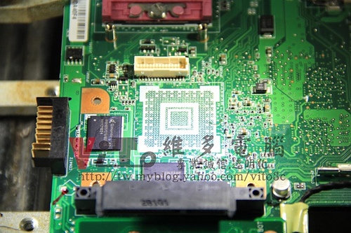 (筆電維修)華碩 ASUS F6S 開機沒畫面~開機沒反應~開機黑屏~外接螢幕正常~9300M G顯卡故障通病維修實例