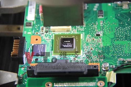 (筆電維修)華碩 ASUS F6S 開機沒畫面顯示~開機沒反應~無法開機~筆電顯卡維修實例