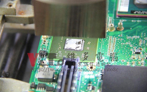 (筆電維修)華碩 ASUS V2S 8600M GS顯卡過熱故障~開機沒畫面~開機有背光沒畫面顯示~~顯卡故障通病維修實例