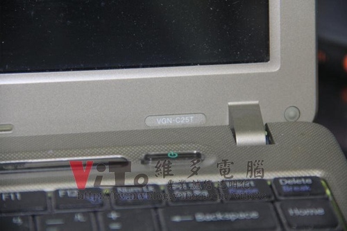 (筆電維修)新力 SONY VGN-C25T (PCG-6R9P) GO7400顯卡過熱破圖~顯卡故障升級溫控型GPU維修實例