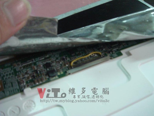 (筆電面板更換)精英 i-budie V10IL1 10.1吋小筆電面板破裂更換