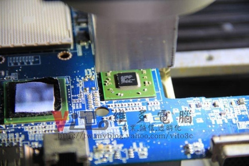 (筆電維修)惠普 COMPAQ Presario CQ40 開機後燈號閃爍~Caps lock與scroll同時閃爍~無法開機維修實例