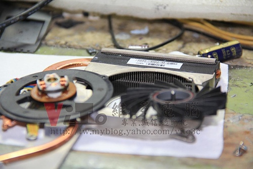 (筆電維修)華碩 ASUS F6VE 開機有音效沒畫面顯示~開機黑屏~無法開機~ATI顯示卡故障通病維修實例 (筆電維修)華碩 ASUS F6VE 開機有音效沒畫面顯示~開機黑屏~無法開機~ATI顯示卡故障通病維修實例
