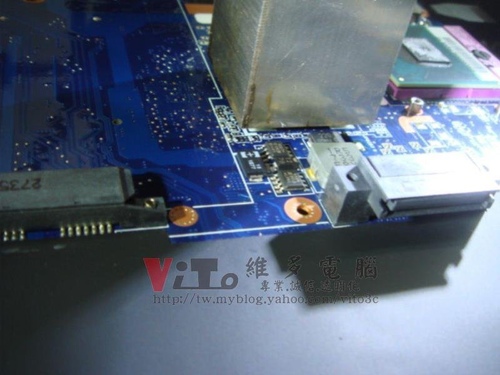 (筆電維修)華碩 ASUS W7S 9300M G顯卡破圖無法開機維修實例