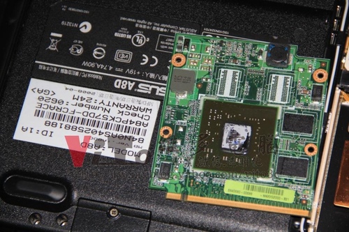 (筆電維修)華碩 ASUS A8DC 畫面分割~顯卡故障~顯示異常~升級顯卡晶片維修實例 (筆電維修)華碩 ASUS A8DC 畫面分割~顯卡故障~顯示異常~升級顯卡晶片維修實例