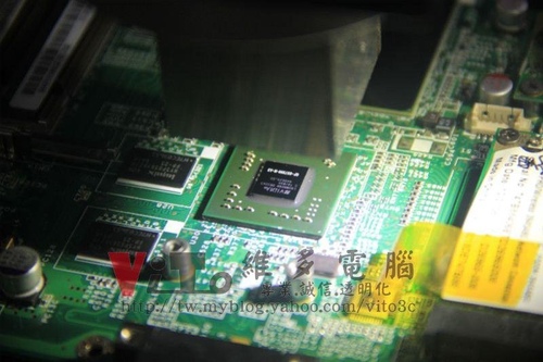 (筆電維修)宏碁 ACER Aspire 5572WXMi 畫面顯示異常~顯卡破圖花屏維修實例