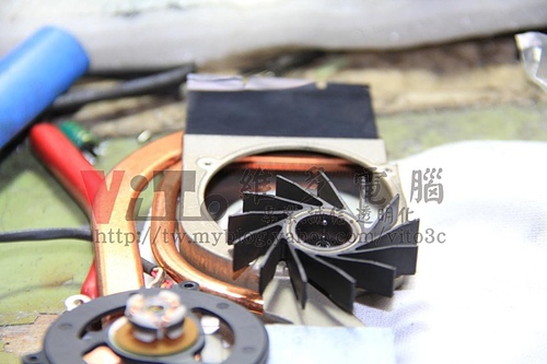 (筆電維修)華碩ASUS W7S 分割六畫面~畫面多格~無法進系統~顯示卡故障維修實例 (筆電維修)華碩ASUS W7S 分割六畫面~畫面多格~無法進系統~顯示卡故障維修實例