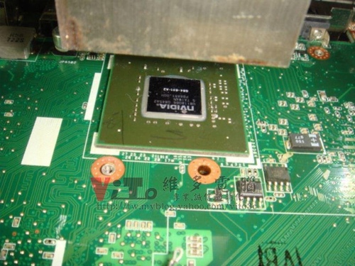 (筆電維修)華碩 ASUS G1S 早期高階遊戲機種~顯卡破圖無法開機維修實例