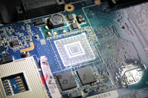(筆電維修)華碩 ASUS W7J (白) 回原廠換修的四個月後...