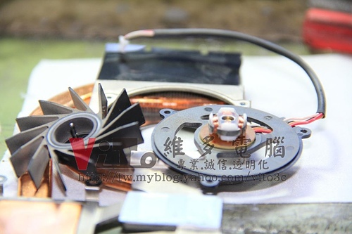 (筆電維修)華碩 ASUS W7S 顯示卡過熱通病~開機畫面異常~更換升級2012年生產週期改良型顯示卡晶片維修實例 (筆電維修)華碩 ASUS W7S 顯示卡過熱通病~開機畫面異常~更換升級2012年生產週期改良型顯示卡晶片維修實例