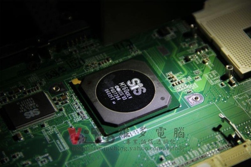 (筆電維修)華碩 ASUS A6U 開機畫面顯示異常~開機斷電維修實例