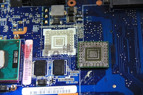 (筆電維修)華碩ASUS W7S 分割六畫面~畫面多格~無法進系統~顯示卡故障維修實例 (筆電維修)華碩ASUS W7S 分割六畫面~畫面多格~無法進系統~顯示卡故障維修實例