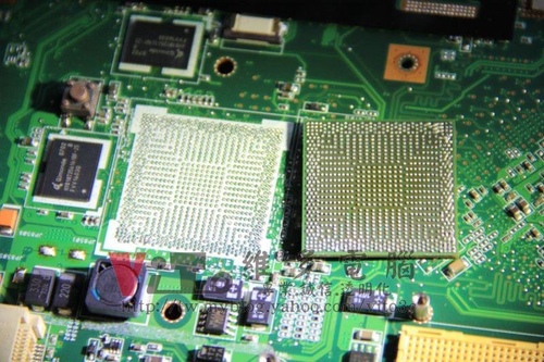 (筆電維修)華碩 ASUS F5V 顯卡故障導致開機沒畫面~無法開機~外接螢幕有線條產生維修實例