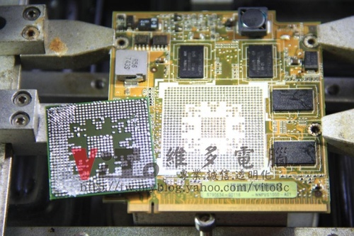 (筆電維修)華碩 ASUS F8SV 畫面亂碼花屏~白色線條畫面分格~無法進作業系統~顯卡故障維修實例