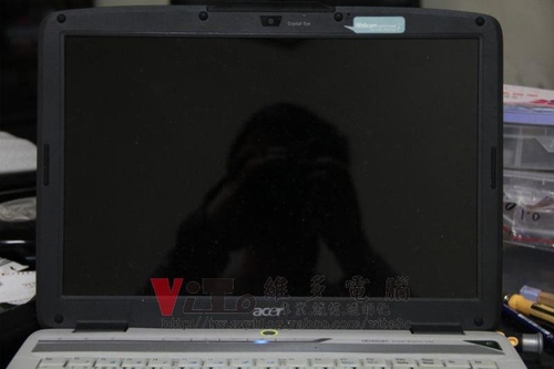 (筆電維修)宏碁 ACER ASPIRE 4520G 開機有背光但無畫面顯示~獨顯8400M故障維修實例