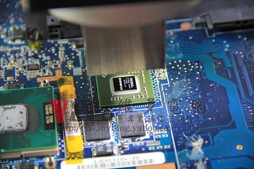 (筆電維修)華碩 ASUS W7J 有開機聲沒畫面顯示~開機有背光沒畫面~無法開機~顯卡過熱故障通病維修實例 (筆電維修)華碩 ASUS W7J 有開機聲沒畫面顯示~開機有背光沒畫面~無法開機~顯卡過熱故障通病維修實例