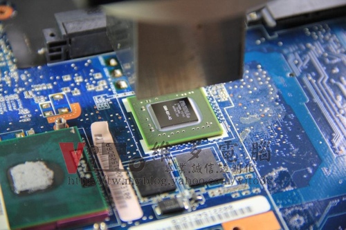 (筆電維修)華碩 ASUS W7SG 顯卡9300MG過熱故障~開機花屏或無畫面~升級溫控型顯卡維修實例