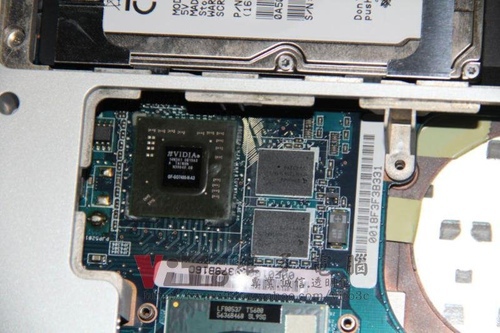 (筆電維修)華碩 ASUS W7J (白) 回原廠換修的四個月後...
