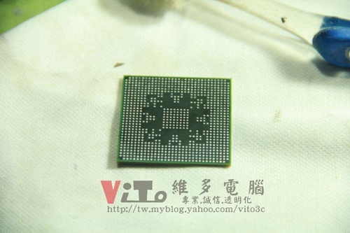 (顯卡維修)技嘉 NX73T256P-RH 開機破圖維修實例