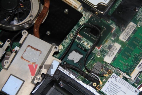 (筆電維修)宏碁 ACER Aspire 5920G 顯卡8600M GT畫面破圖~顯卡維修實例