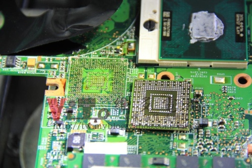 (筆電維修)惠普 HP Presario DV2000(DV2756TX) 開機一長兩短B聲~8400M G顯卡故障~升級溫控型顯卡維修實例