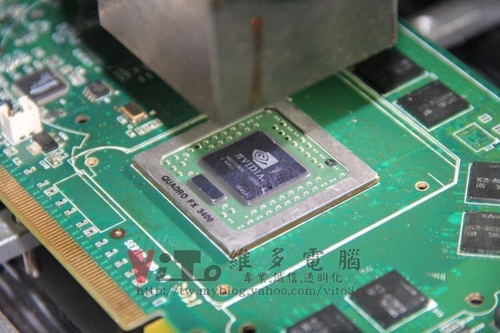 (顯卡維修)NVIDIA Quadro FX3400 繪圖卡開機破圖條紋顯示異常維修實例