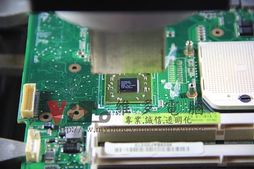(筆電維修)華碩 ASUS K50AB 開機後可過電沒畫面顯示~~風扇一直高速運轉~有時可開機~不定時當機~北橋故障維修實例