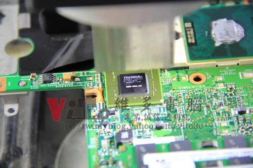 (筆電維修)惠普 HP Presario DV2000(DV2756TX) 開機一長兩短B聲~8400M G顯卡故障~升級溫控型顯卡維修實例