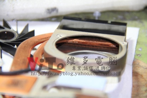 (筆電維修)華碩 ASUS W7S 開機沒畫面~顯卡過熱故障~升級溫控型顯卡維修實例 (筆電維修)華碩 ASUS W7S 開機沒畫面~顯卡過熱故障~升級溫控型顯卡維修實例