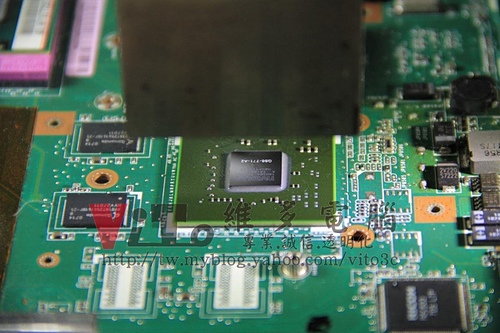 (筆電維修)華碩 ASUS F3SV 多格畫面~畫面六分割~顯卡過熱故障~畫面顯示異常維修實例
