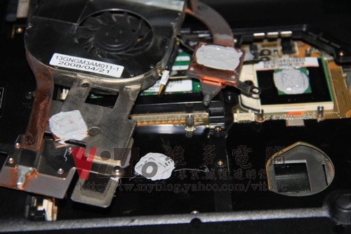 (筆電維修)華碩 ASUS A8DC 畫面異常~顯卡過熱花屏~一直重複開機~開機有聲無影維修實例