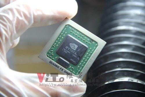 (顯卡維修)NVIDIA Quadro FX3400 繪圖卡開機破圖條紋顯示異常維修實例