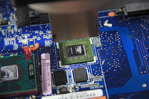 (筆電維修)華碩 ASUS W7S 分割六畫面~畫面多格~畫面條紋亂碼~顯示卡過熱故障通病維修實例 (筆電維修)華碩 ASUS W7S 分割六畫面~畫面多格~畫面條紋亂碼~顯示卡過熱故障通病維修實例